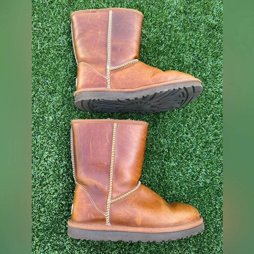 UGG Classic Short Calf Leather Boot Size 7 - Picture 4 of 10